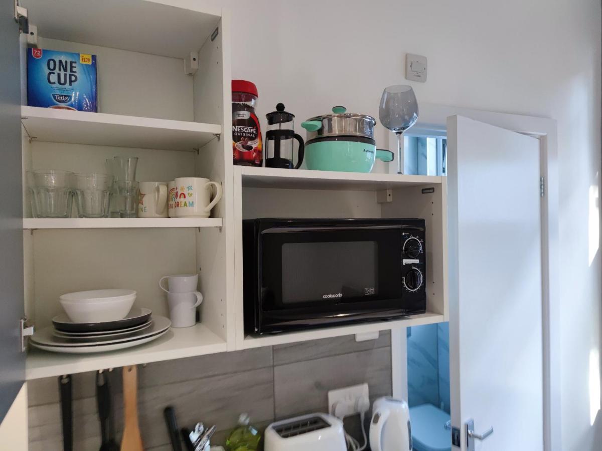 Stunning Studio In North London - Victoria Line Bagian luar foto
